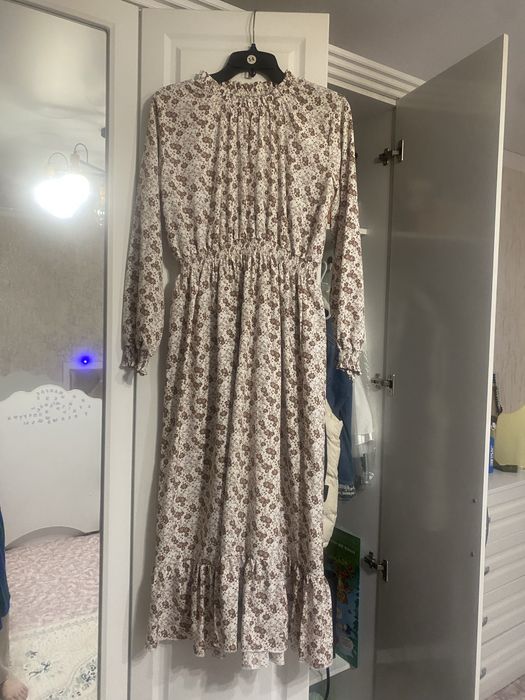 Сумка бежевая размер s