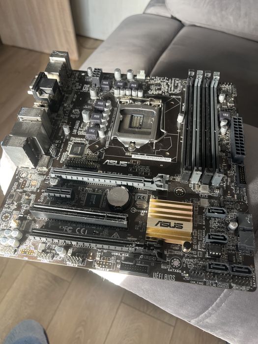 Placă de baza ASUS performanta