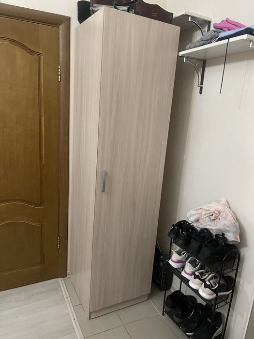 Продам стол шкаф новый