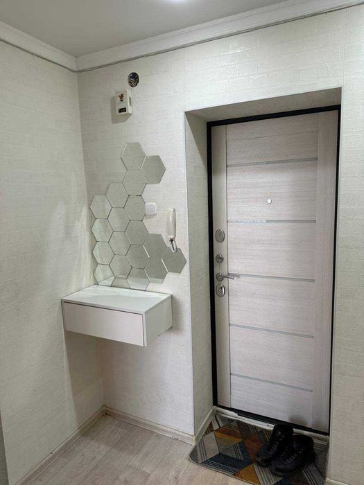 1 комнатная квартира по ул.Баймагамбетова 169 за 18,5 млн тнг