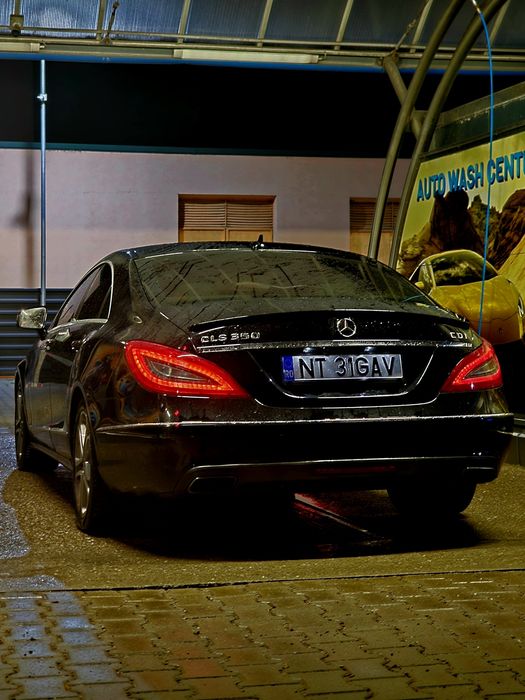 Vând stopuri/triple mercedes-benz cls w218 350 cdi.