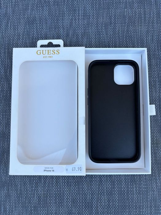 iPhone case  кейс за iPhone 14/13 GUESS