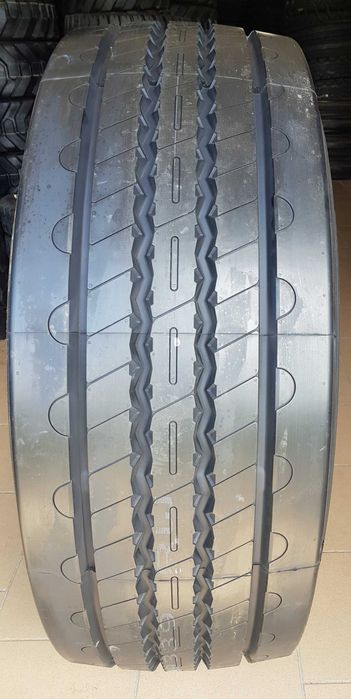 Шины бескамерные грузовые. Все размеры (ЦМК). Павлодар