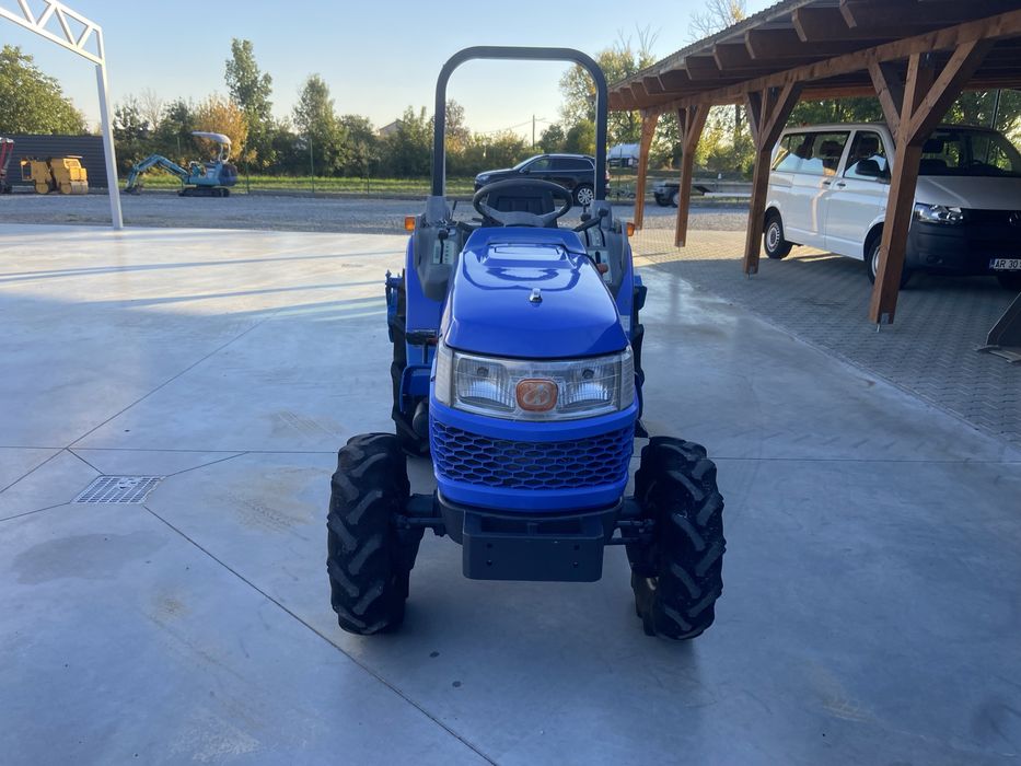 Tractor japonez Iseki Sial20, 20cp, 4x4, servo+ freza