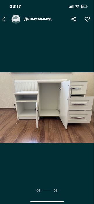 Две детские кровати + 3 тумбочки