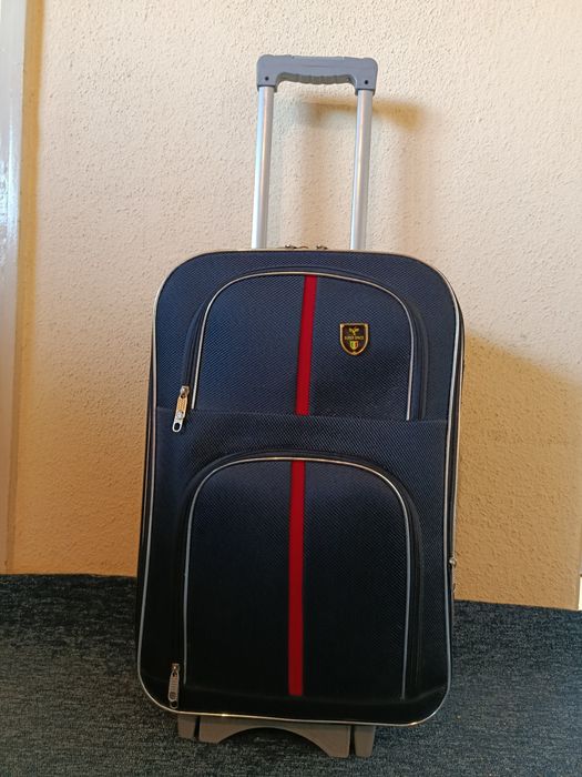 Vând troler în stare impecabilă