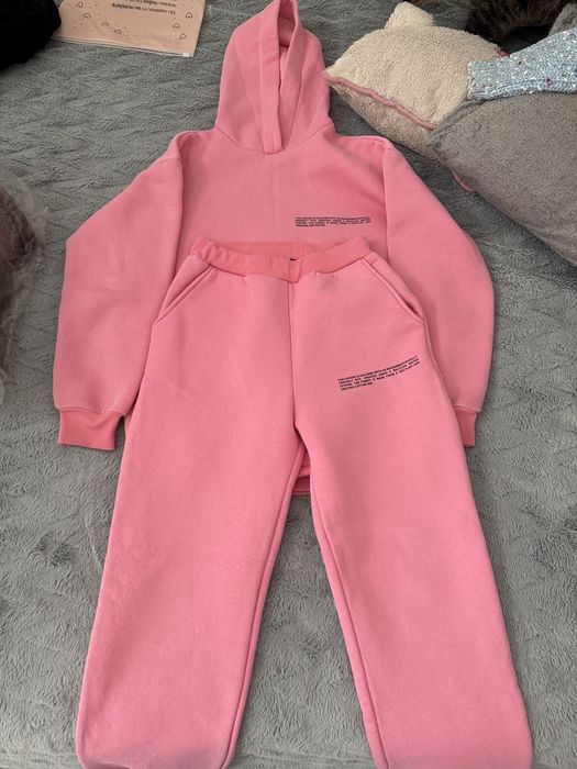 Продаётся костюм двойка