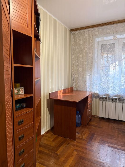 Спальний гарнитур
