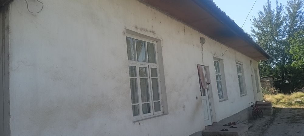 Уй сотилади Нурафшон Амфитеатр Оркасида