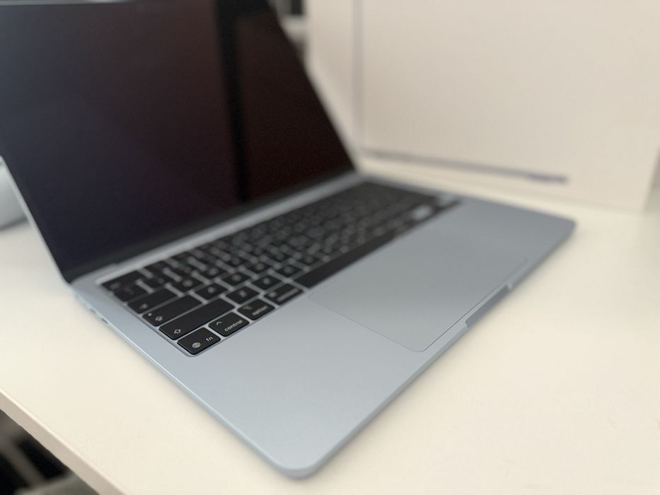 MacBook Air M5 24/512