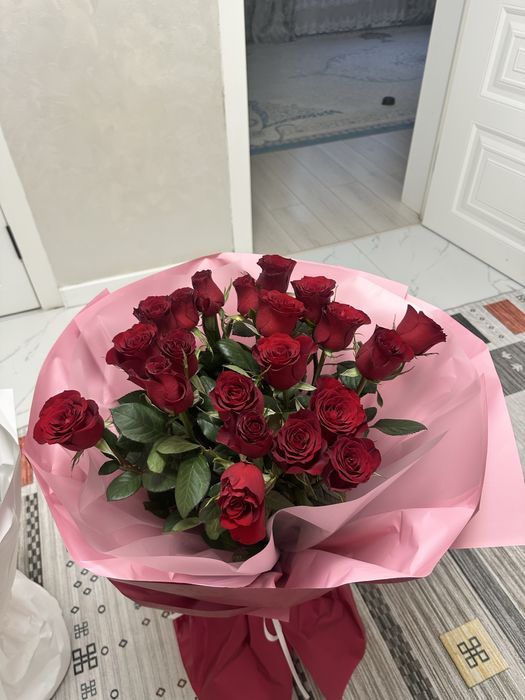 21 красные розы…