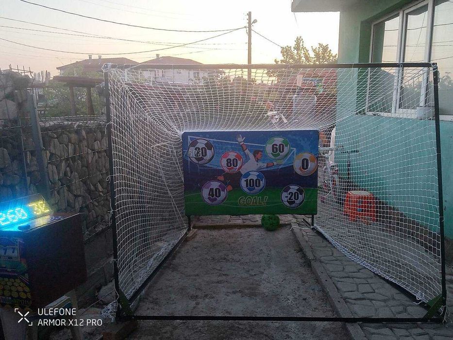 футболен атракцион „Football-Tech-Target“ – готов за бизнес футболна врата