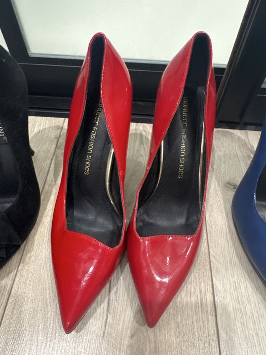 Продам туфли женские