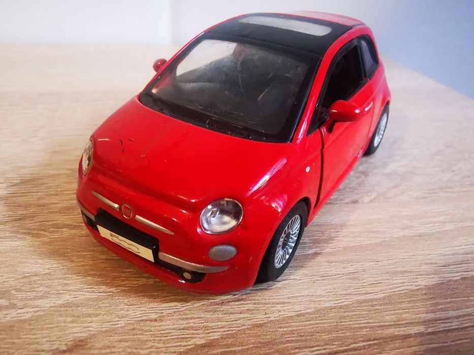 Macheta FIAT 500 scara 1/32 / Masinuta FIAT 500