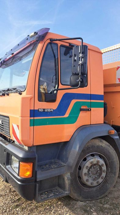 Vand camion basculanta MAN 18.284