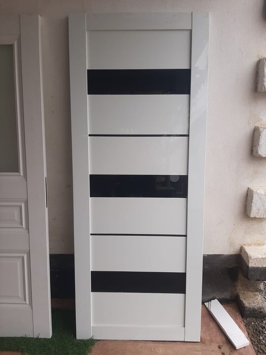 Продаётся межкомнатный двери