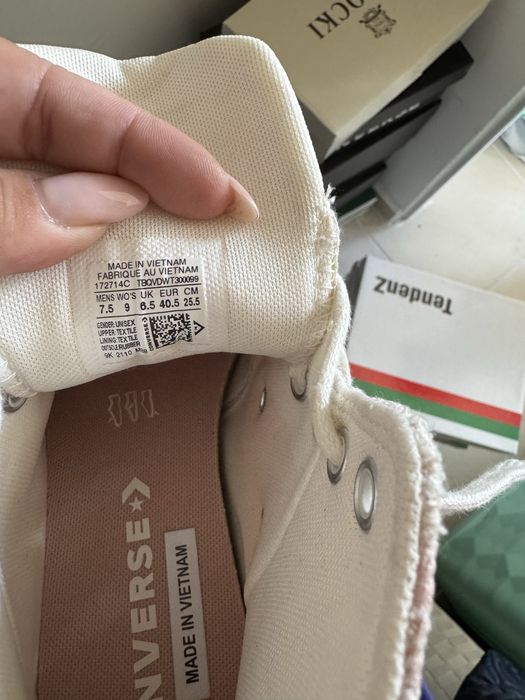 Продавам кецове Converse