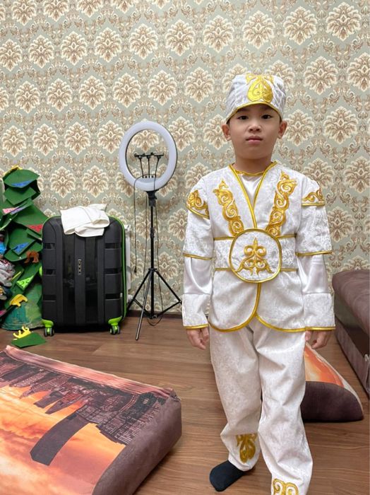 Казахские национальные костюмы