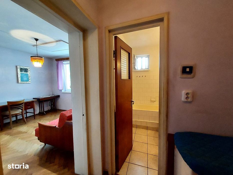 Apartament 3 camere decomandat 80mp Deva – str. Titu Maiorescu, parter