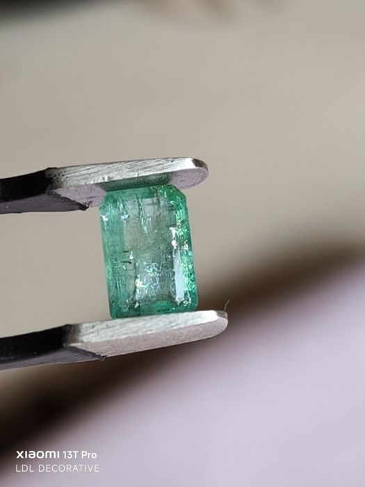 Изумруд- Смарагд- 1.6 ct