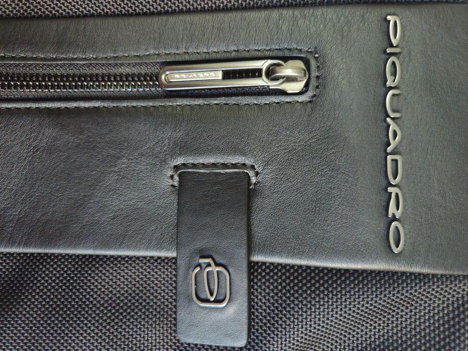 Мъжка чанта естествена кожа piquadro