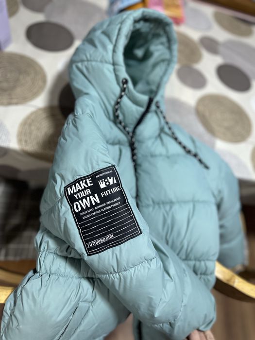 Куртка для девочки 7-9 лет