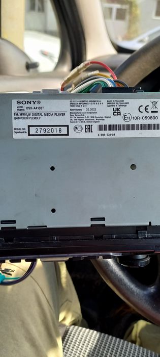 Radio auto  Sony cu microfon incorporat  Digital media player