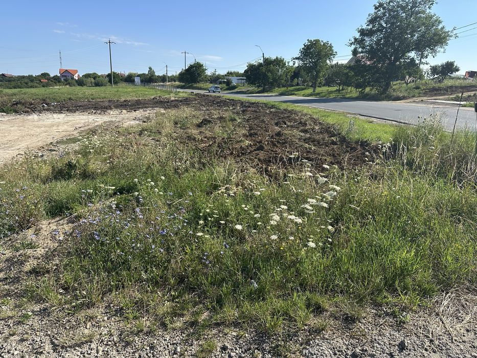 Vand teren la iesire din Huedin inspre Sancrai, front la drum 61,20 m