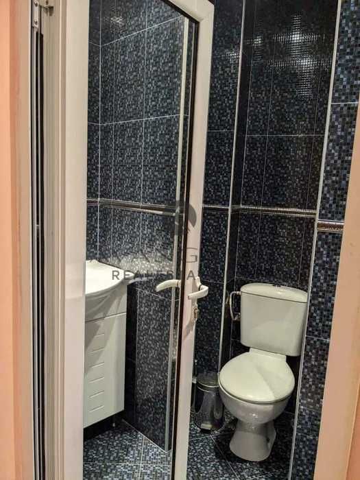 Продава се Четиристаен апартамент в Пловдив, Кючук Париж - 100 кв.м за 1970 €/кв.м - Снимка #14