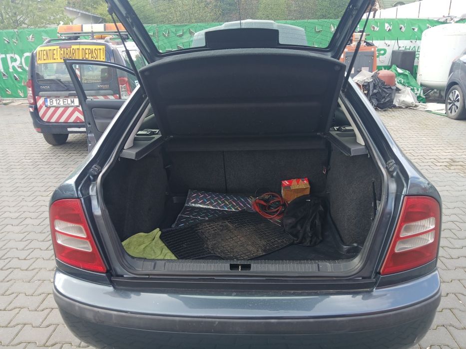 Vând skoda octavia