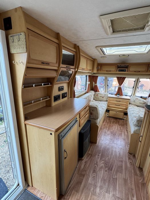 Rulota / caravna Elddis Odyssey 2-3 locuri de dormit