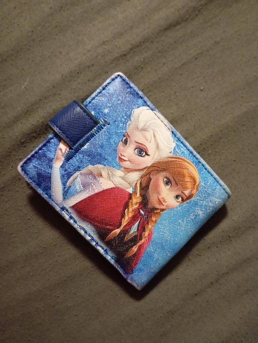 Портмоне на Елза и Ана