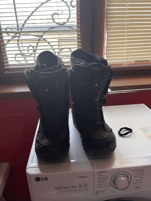 Продаются лыжные ботинки бу размером 40/42 разм