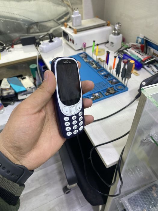 Nokia 3310 hechqanaqa aybi yoq bir qol ishlatilgan narxi 350.000 ming