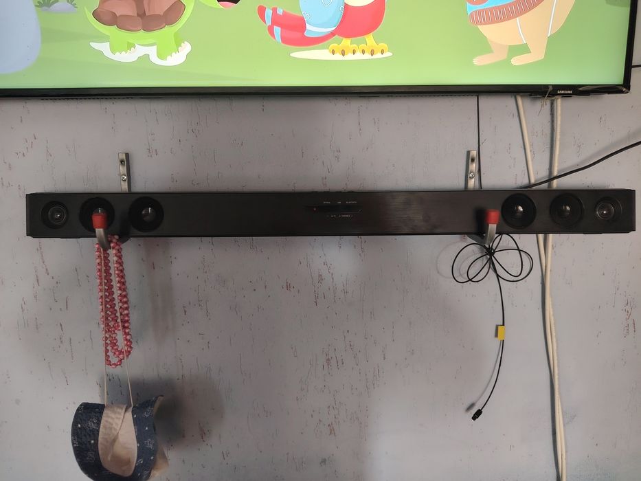 Vând sau schimb Sound Bar LG sj3