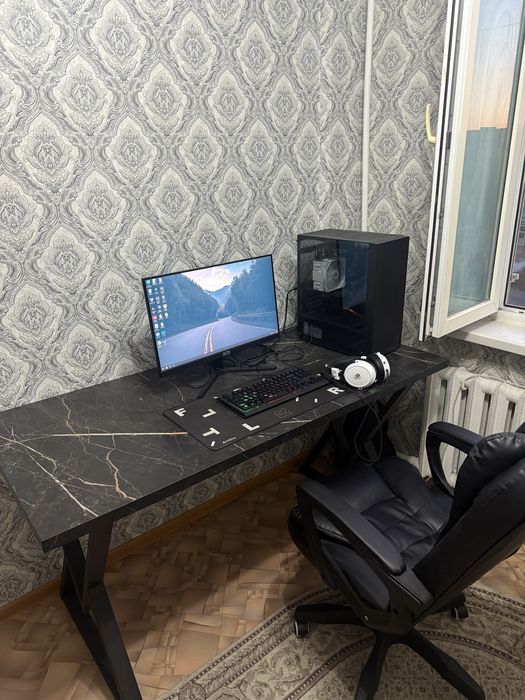 Компьютер с полным комплектом