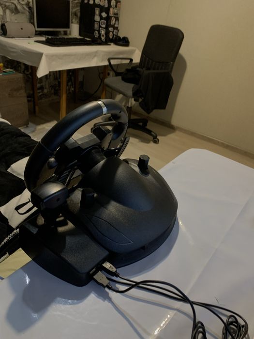 Продается руль дешего