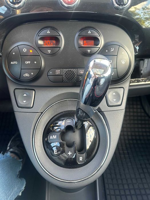 Vand Fiat 500 2014 benzina