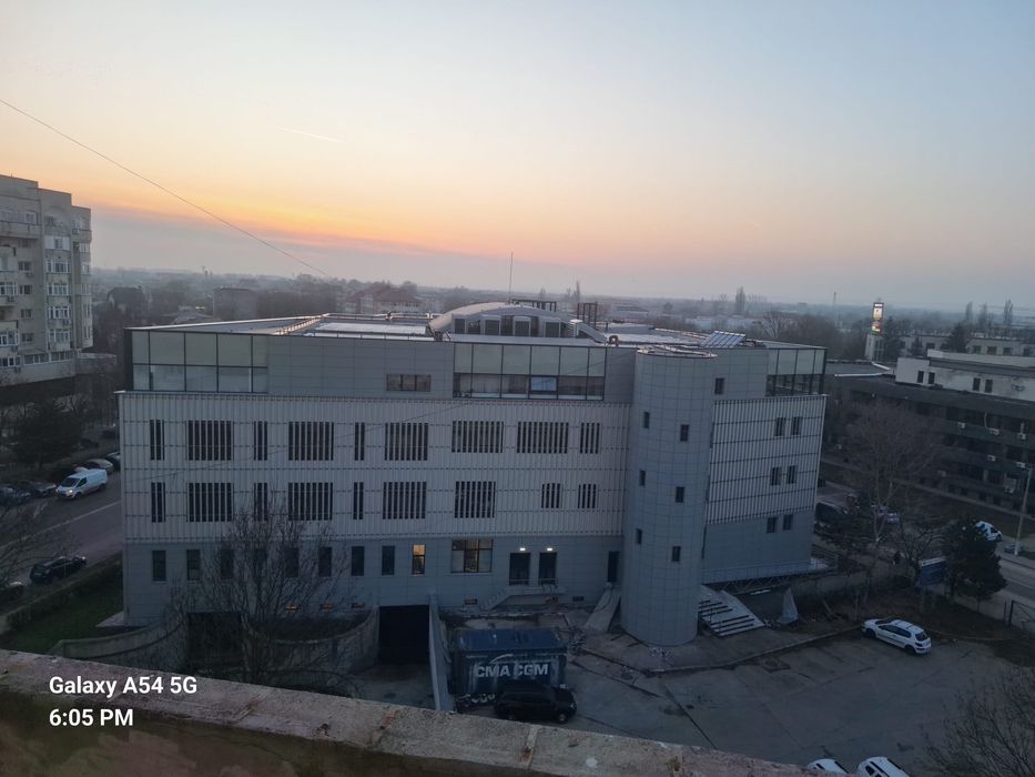 Închiriez apartament 2 camere ultracentral