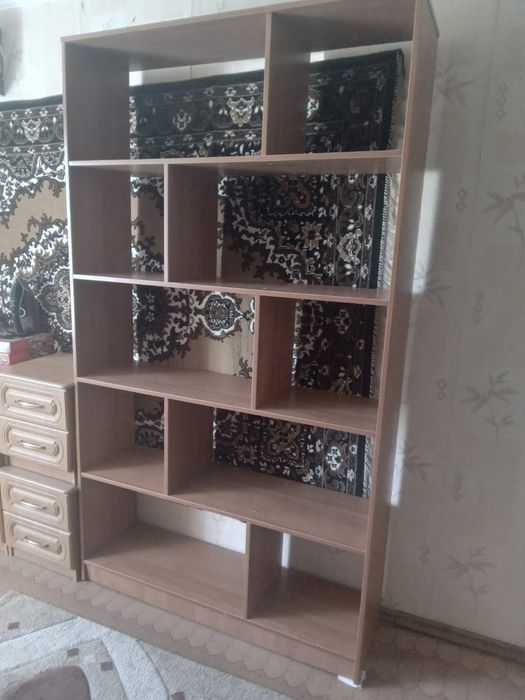 Стеллаж с полками