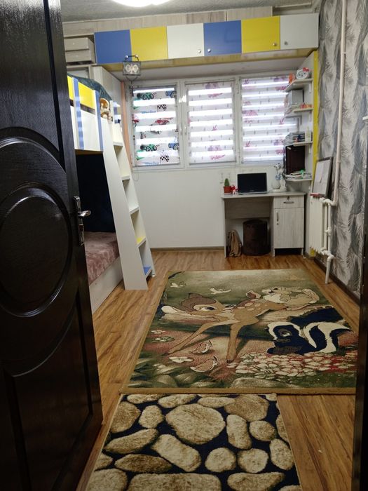 продается квартира в учтепинском районе / 23 квартал / 6 комнатная