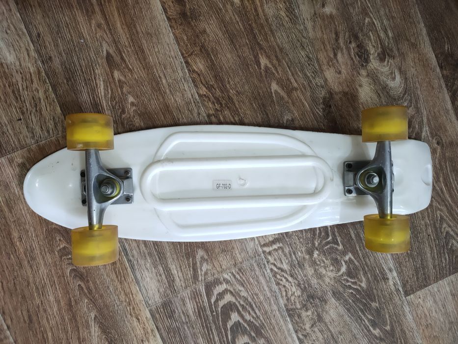 Продаю скейт  в отличном состоянии