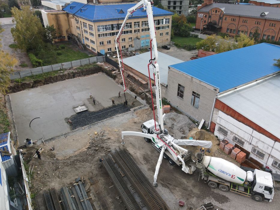 Услуги автобетононасоса