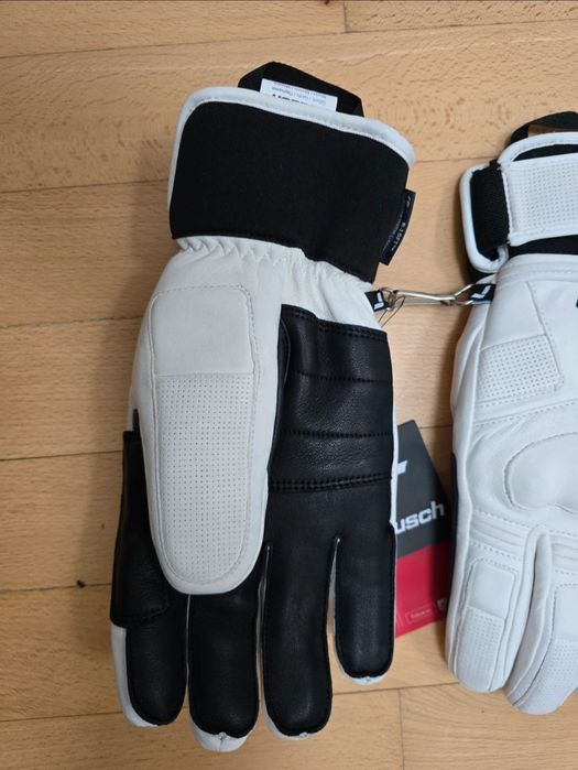 Vând  mănuși Reusch de ski