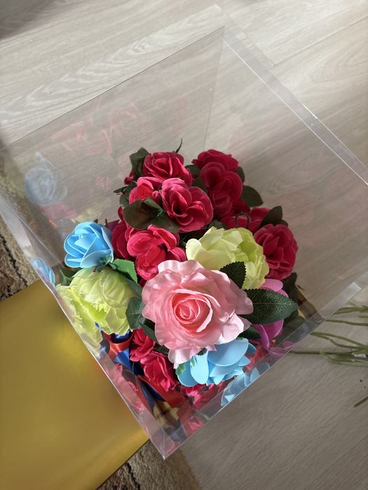 Декоративные искусственные цветы