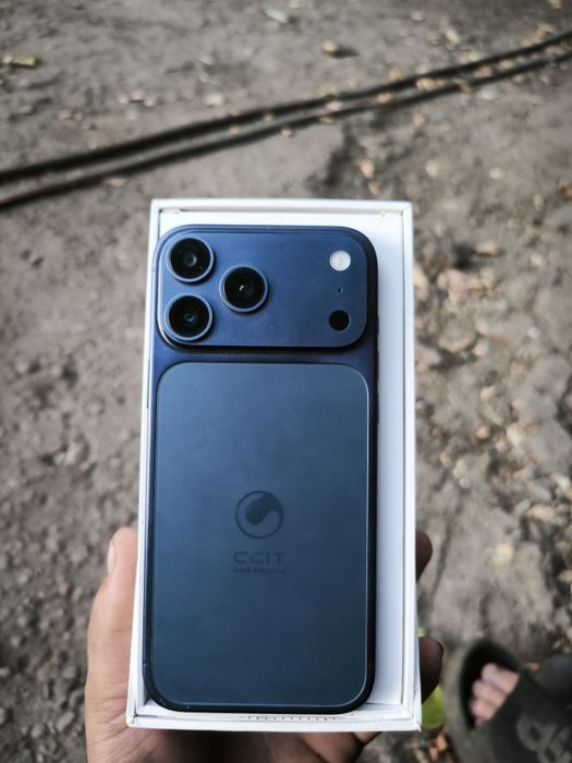 iPhone 17 max paddelka w 17 max