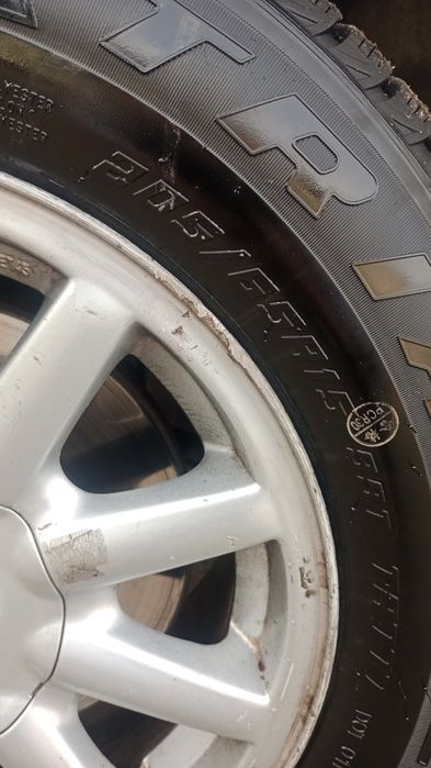 Продам диск на Ауди а6 с4 зима и лета р15