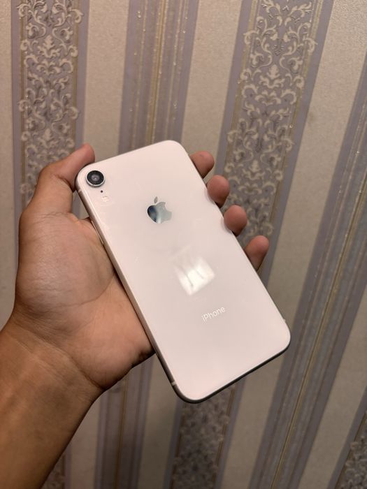 Прдам Iphone Xr