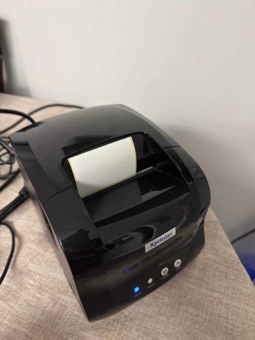 Продам принтер для этикеток Xprinter XP-365b