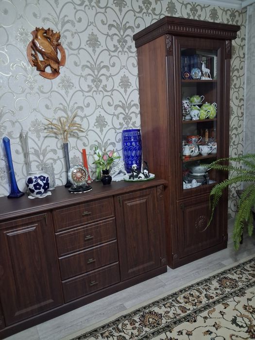 Продам стенку в гостиную